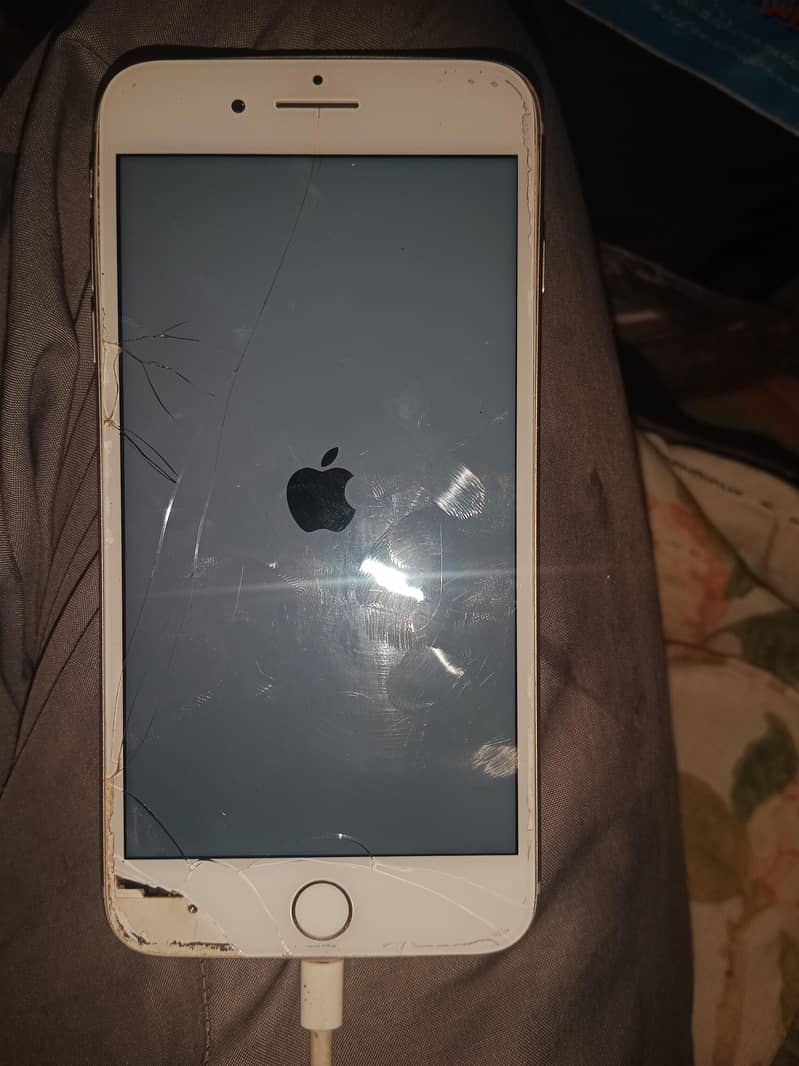Apple iPhone 8 Plus 2