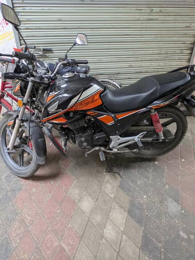 Cb150F 2021 Model lush condition For Sale All Punjab number