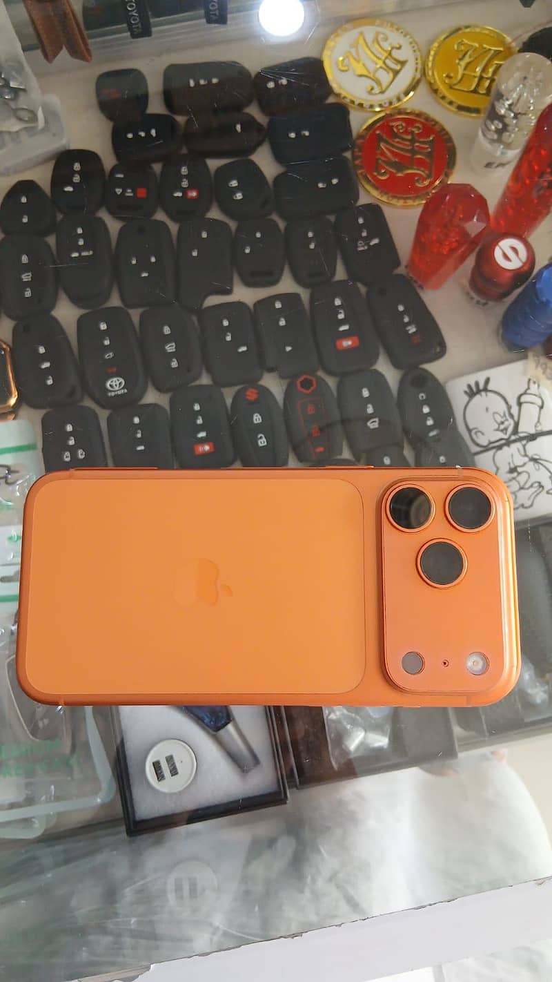 Apple iPhone 17 Pro Max 1