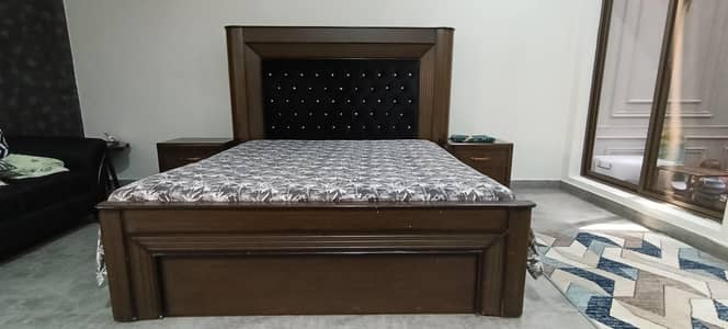 King Size Wooden Bed