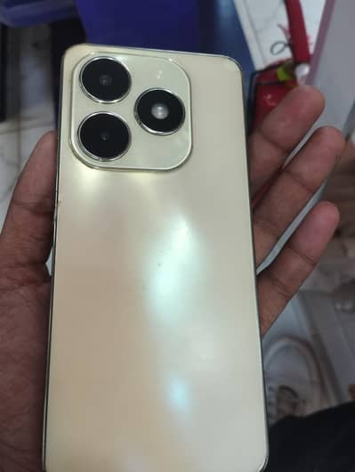 Tecno Spark 20 complete box