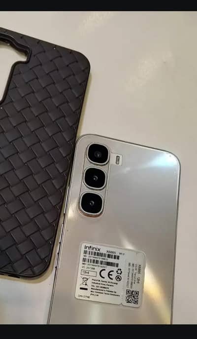 infinix hot 60 pro 10/10 condition 10/10 condition