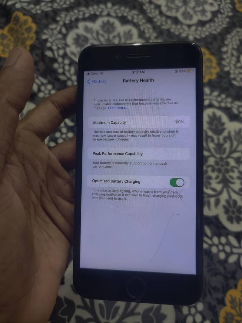 Apple iPhone 7 Plus 0