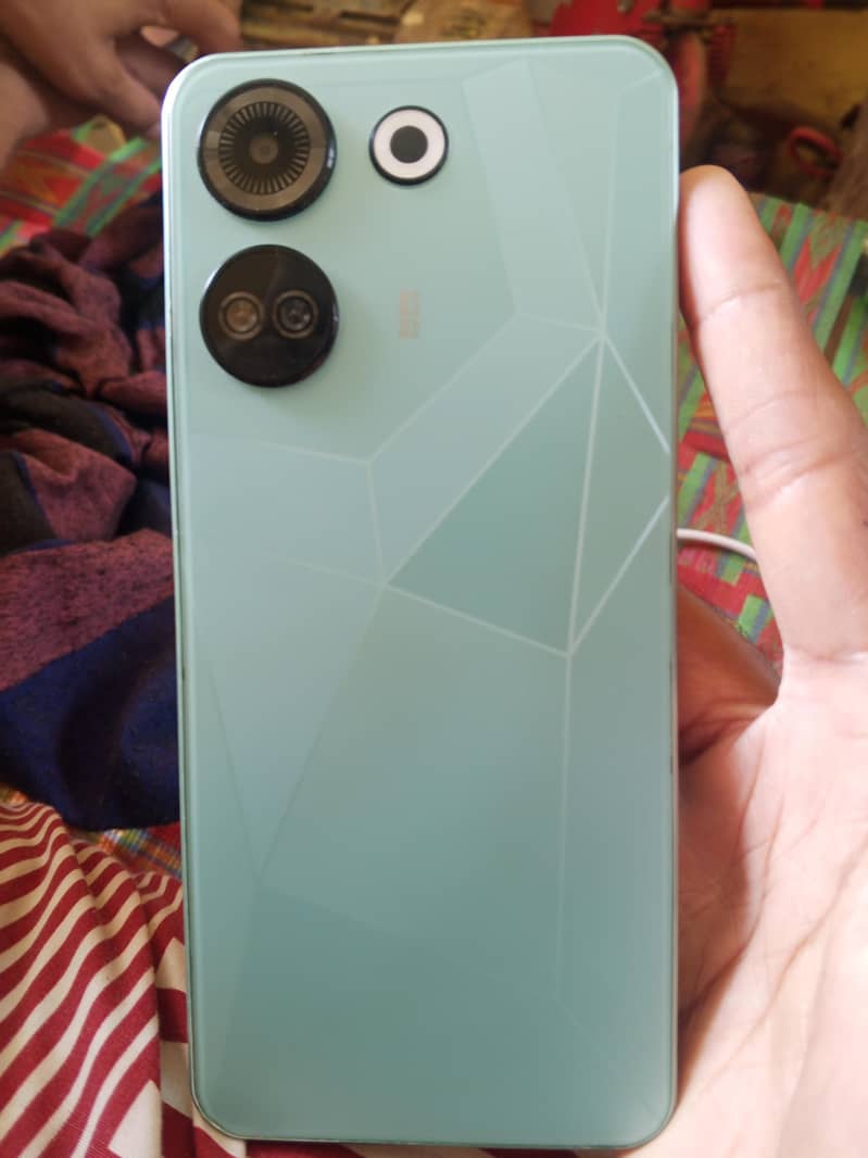 Tecno CAMON 20 Pro 2