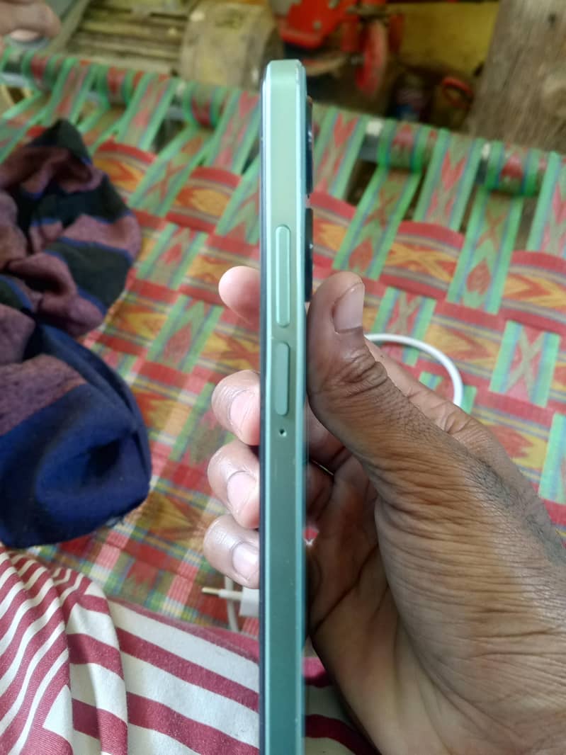 Tecno CAMON 20 Pro 5