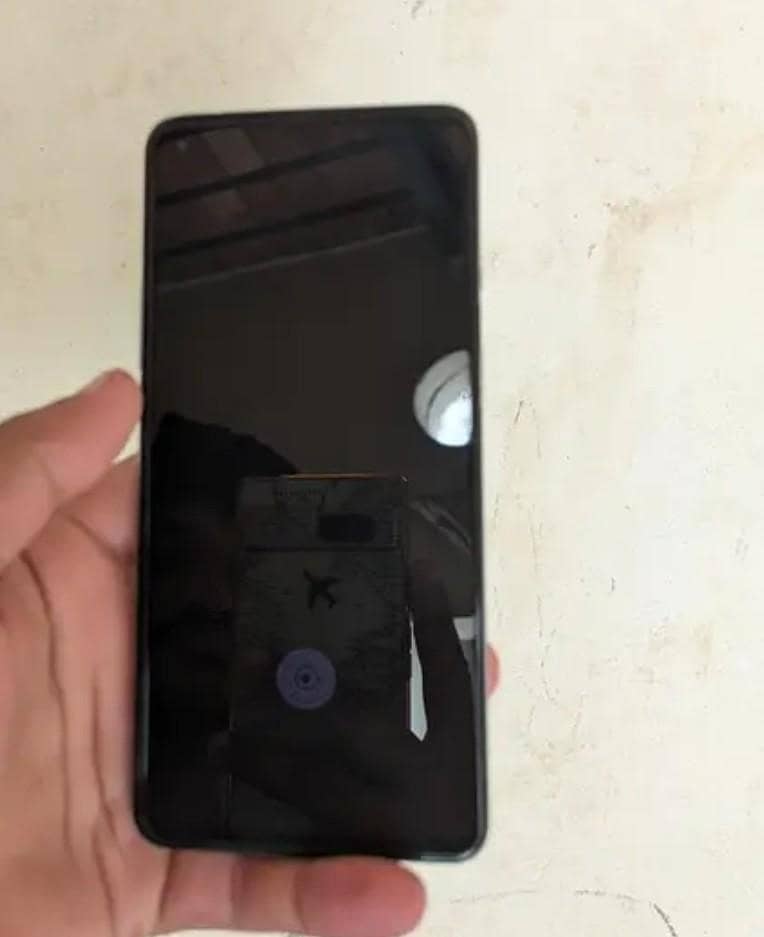 One Plus 8T 5