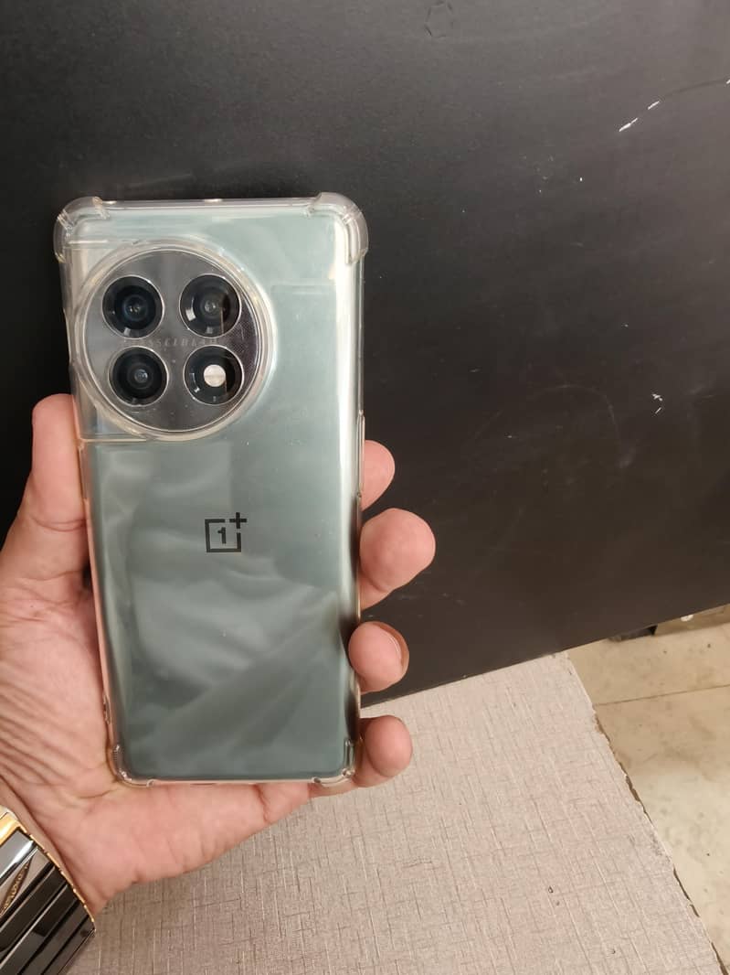 One Plus 11 1