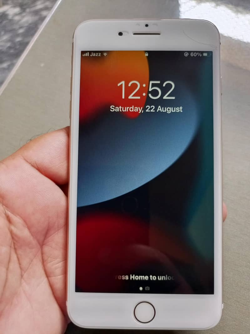 Apple iPhone 7 Plus 3