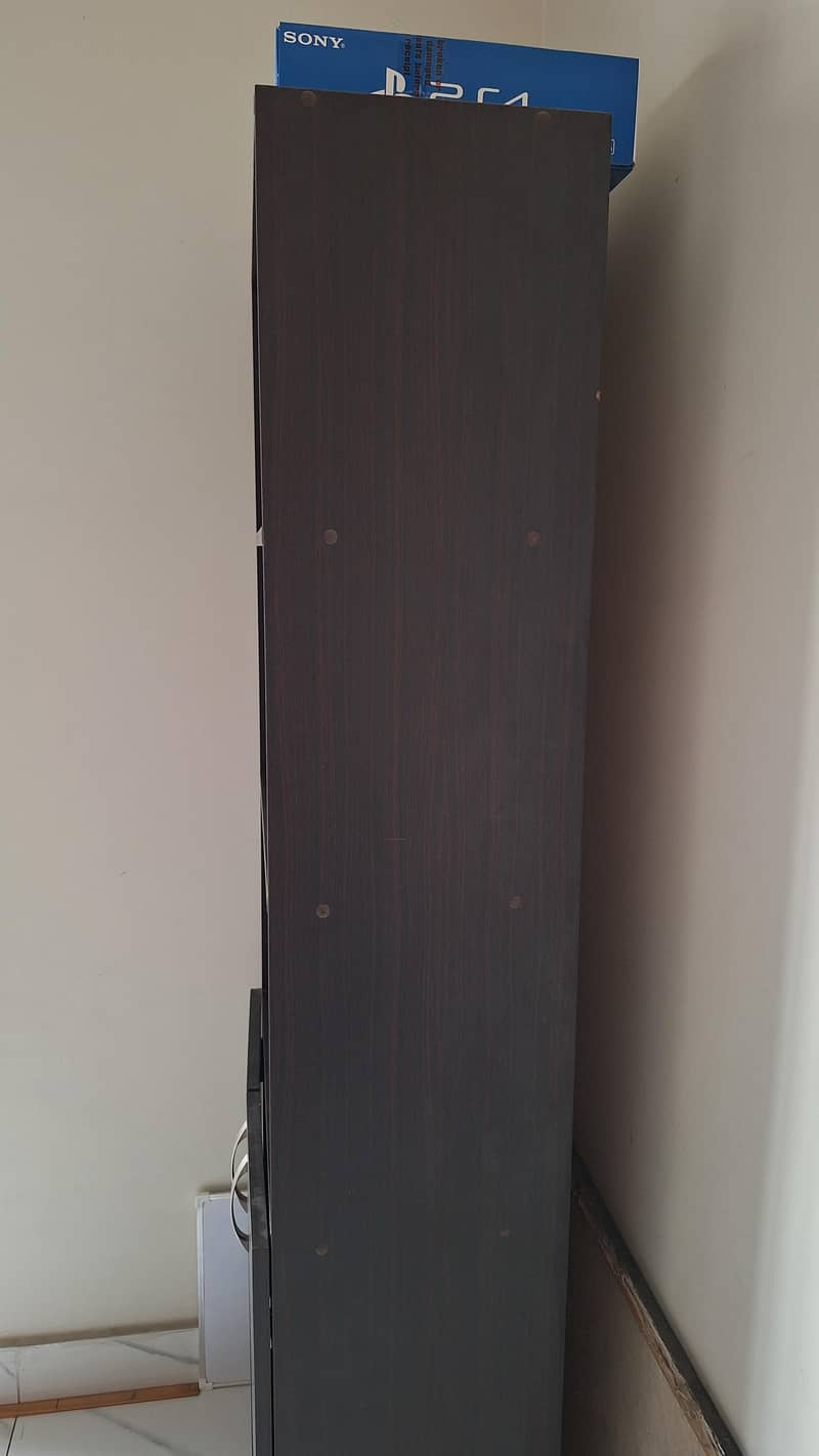 Bookshelf 2
