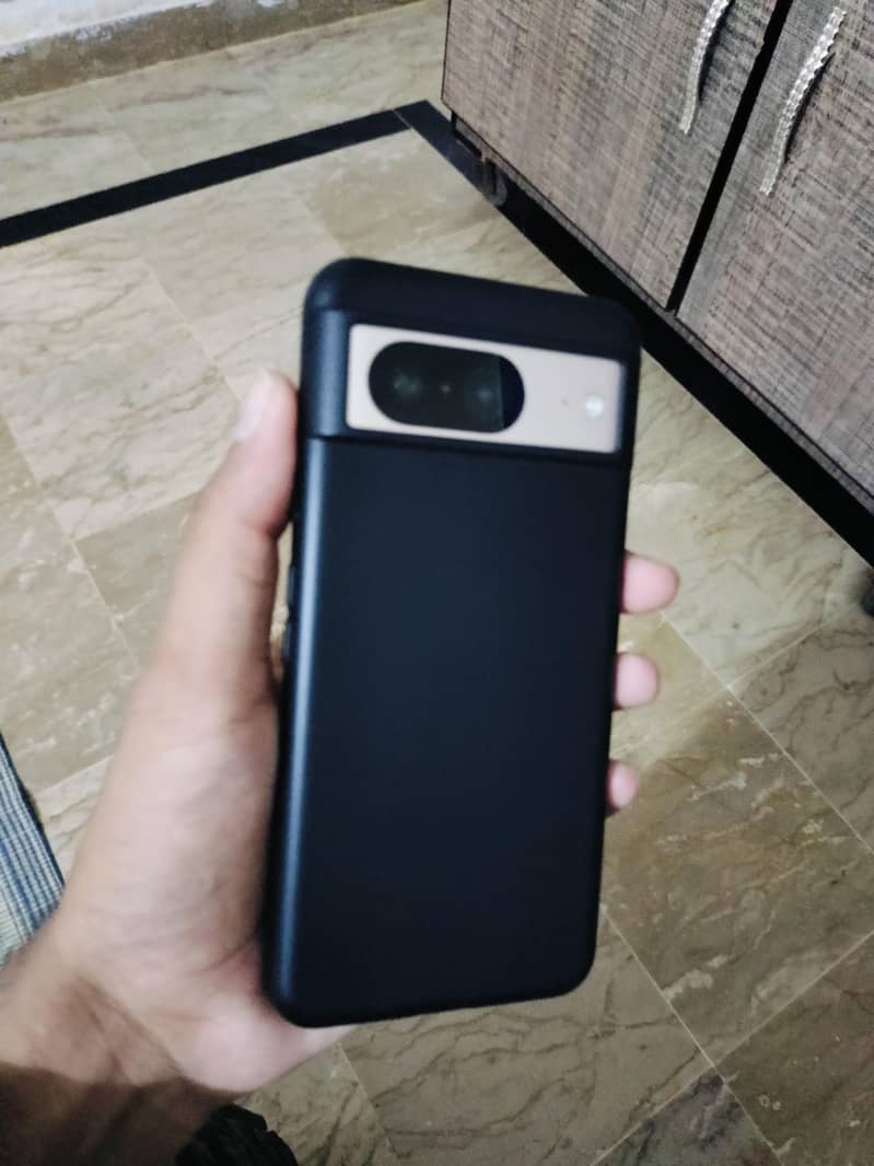 Google Pixel 8 3