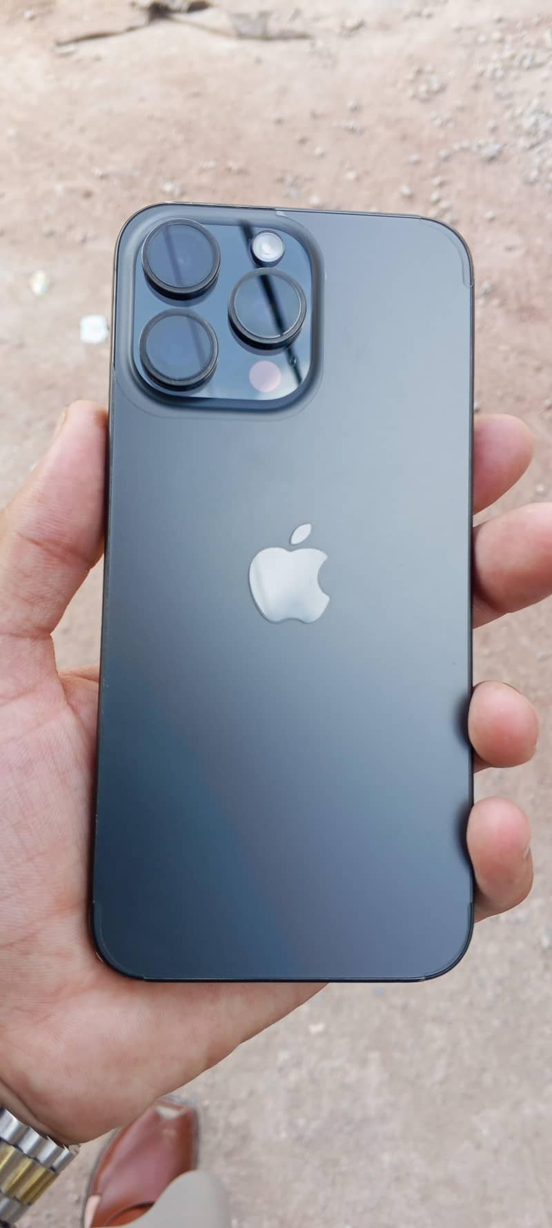 Apple iPhone 15 Pro Max 7