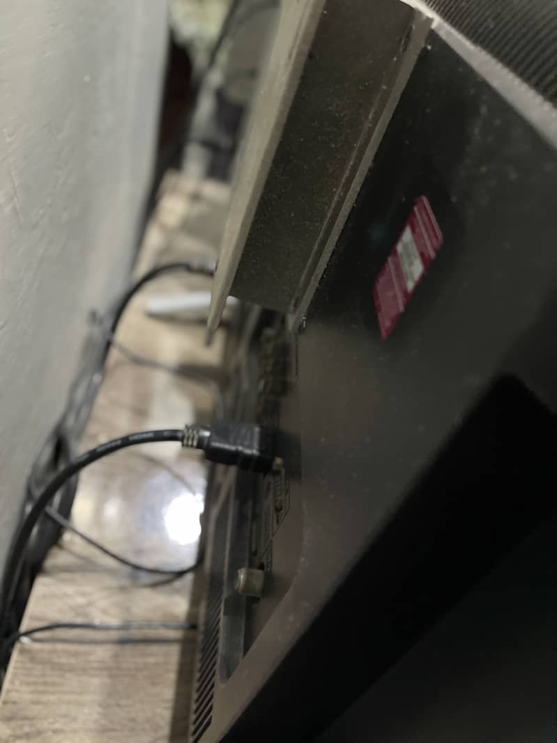 LG LED 1
