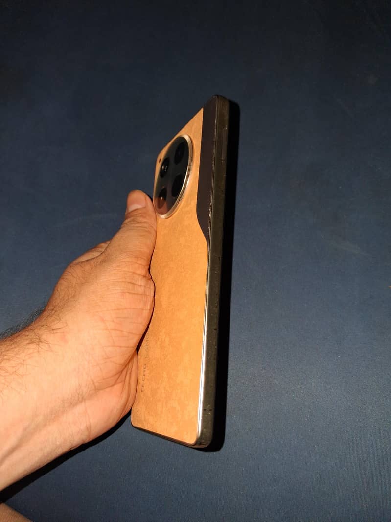 Tecno CAMON 30 8