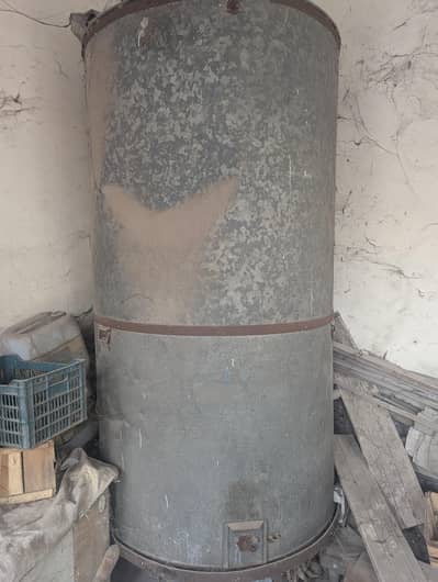 i Want To Sell Gandam Parola Large Size Almost 1500+ Kg Storage