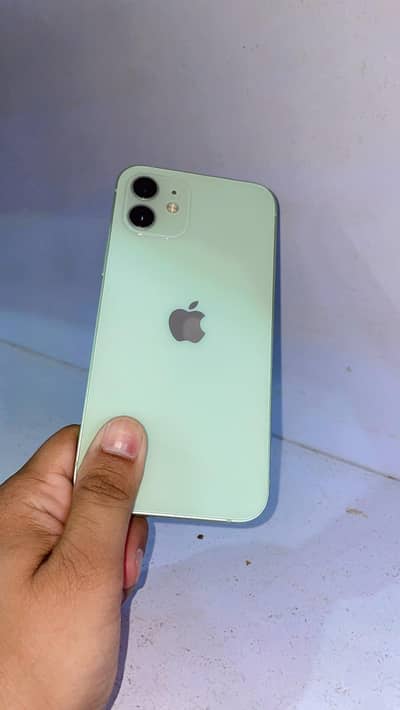 Apple iPhone 12