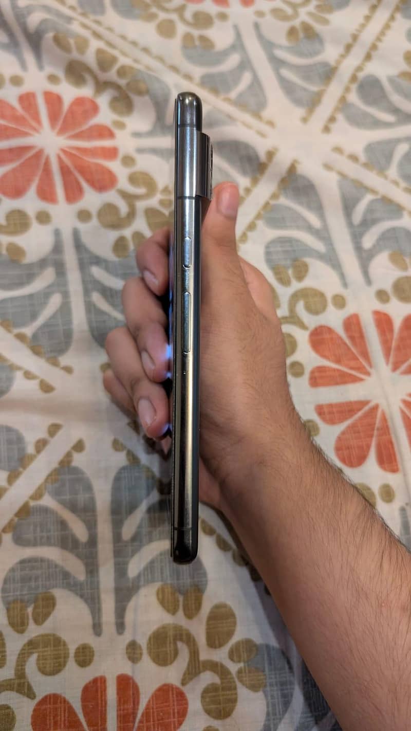 Google Pixel 8 Pro 2