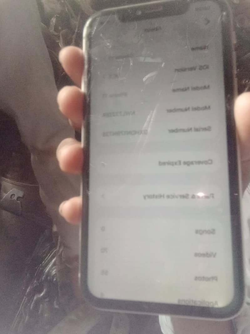 Apple iPhone 11 3