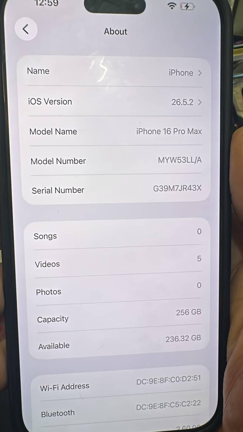 Apple iPhone 16 Pro Max 6