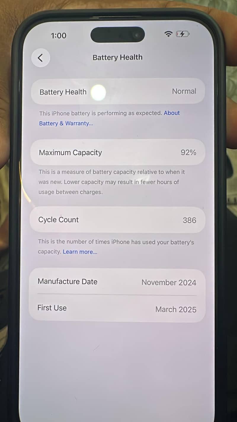 Apple iPhone 16 Pro Max 7