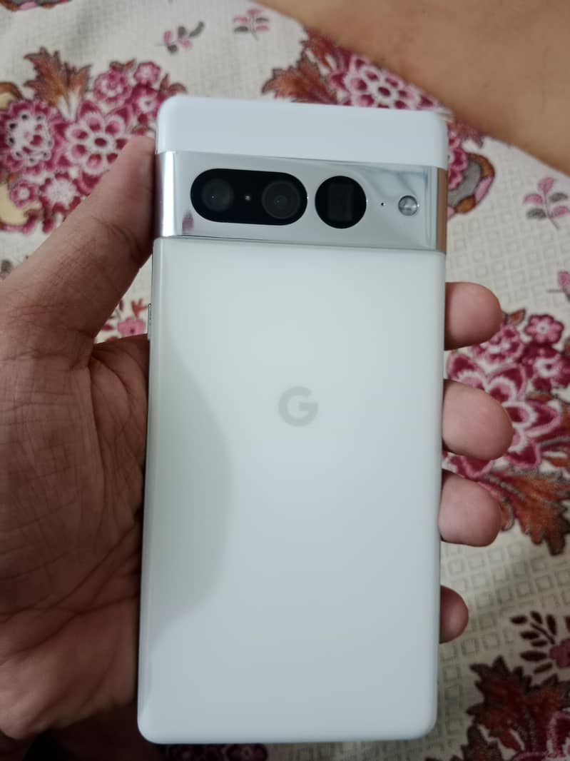 Google Pixel 7 Pro 2