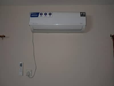 Dawlance 1 ton Inverter AC for sale