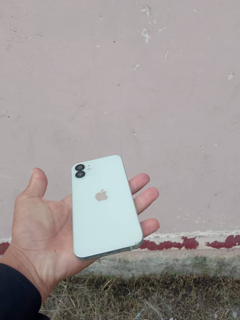 Apple iPhone 12 0