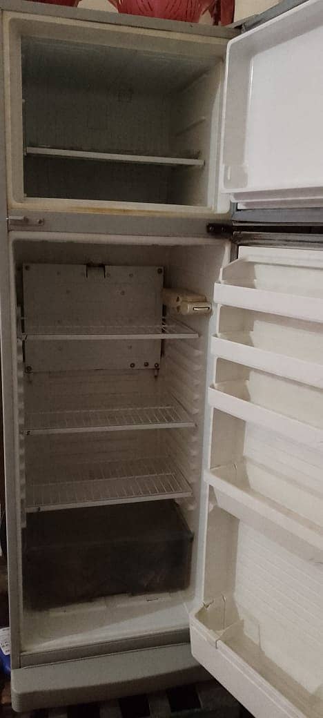 Dawlance Refrigerator 4