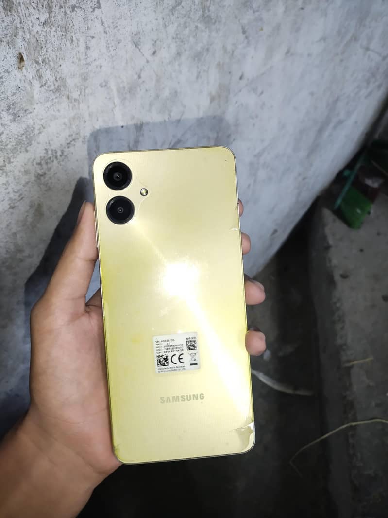 Samsung Mobile A06 4