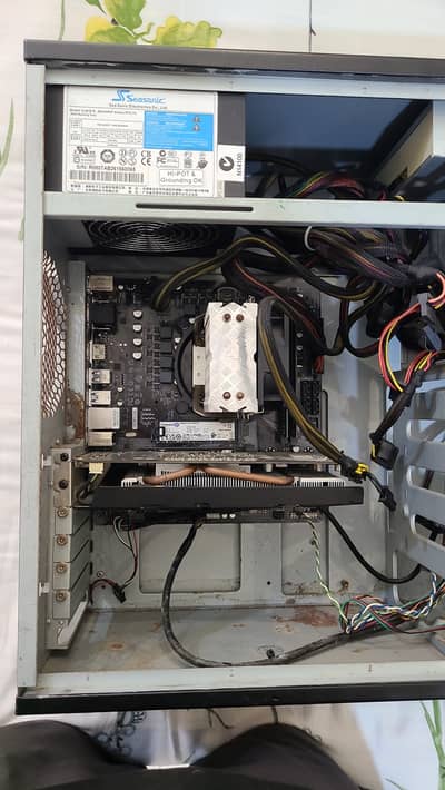 Gaming PC Core i5 12400f 32gb ram 1tb ssd
