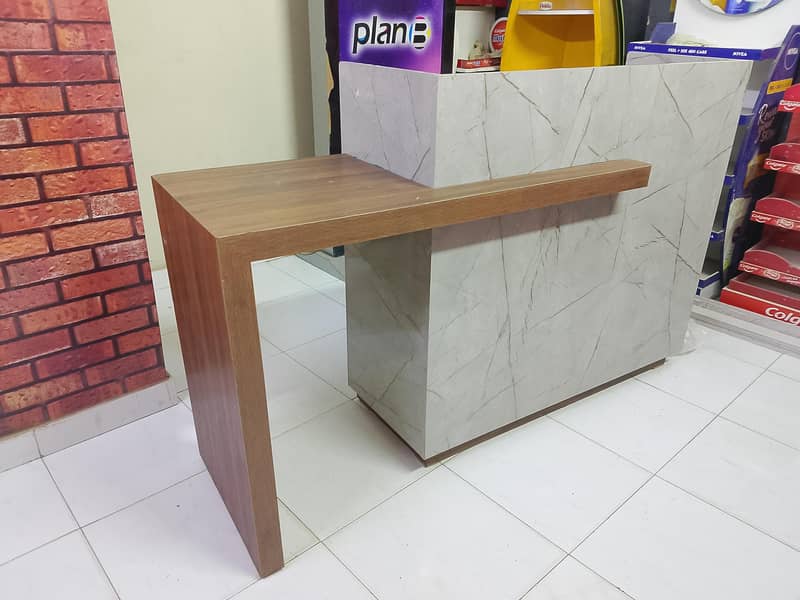 office reception table 1