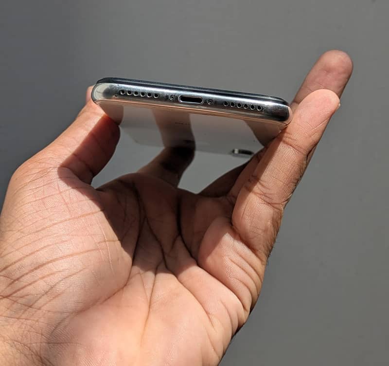 Apple iPhone X 1