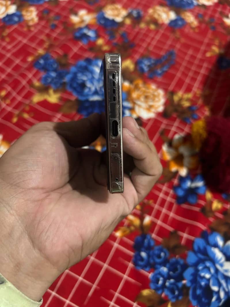 Infinix Note 40 6