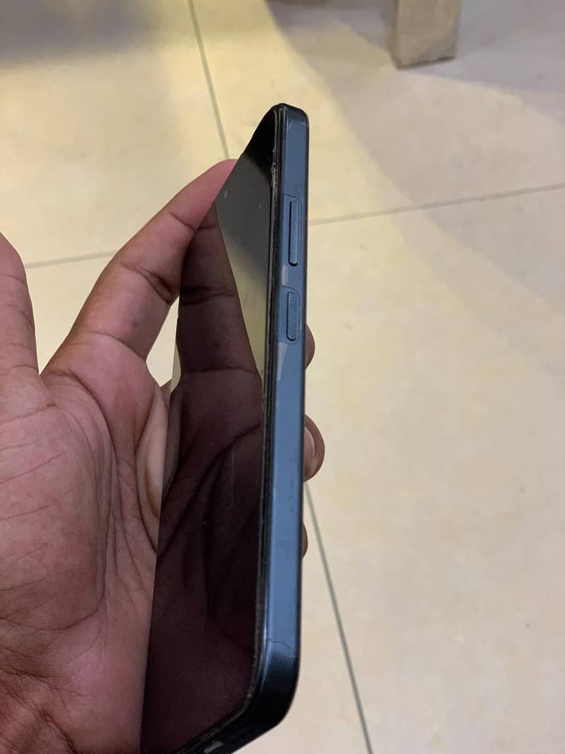 OPPO A6 4