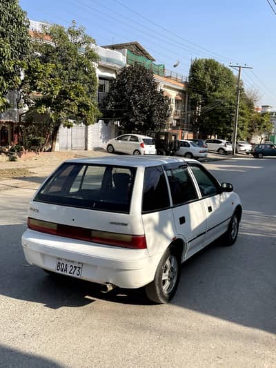 Suzuki Cultus VXR 2001 (0335-7994222)