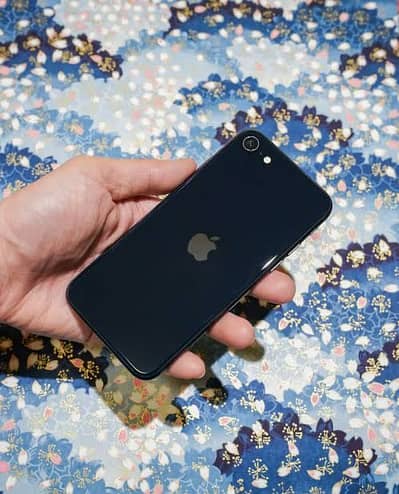 Apple iPhone SE 3rd genration waterpack