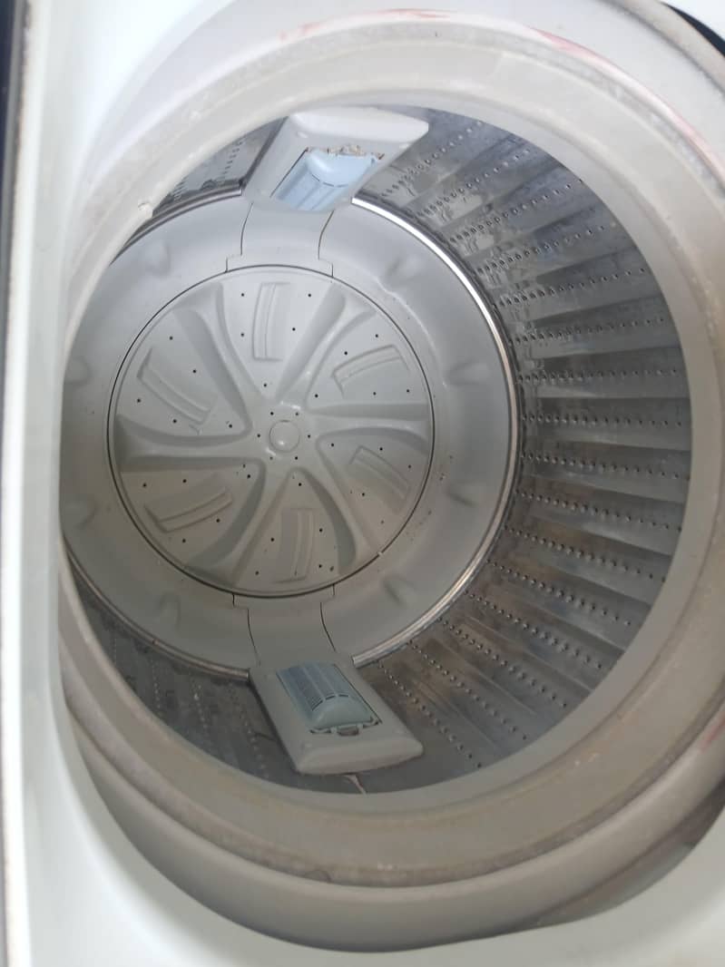 Haier automatic washing machine 1