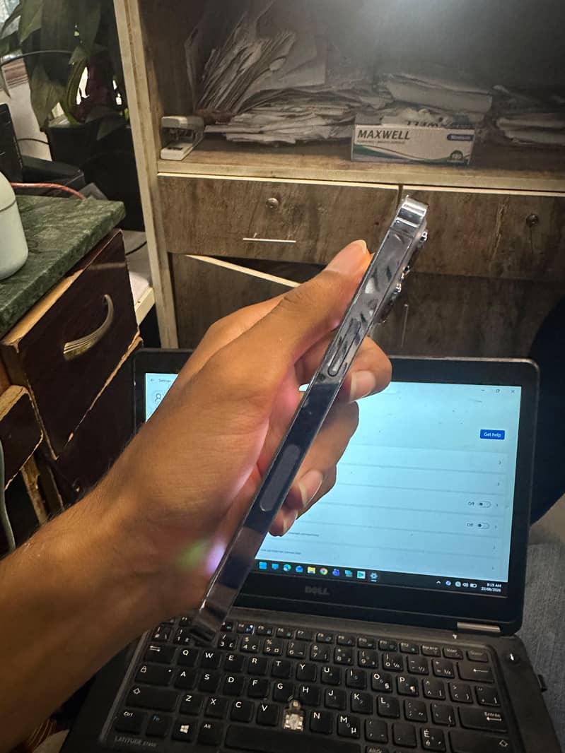 Apple iPhone 13 Pro 3