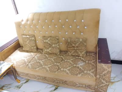 5 seater sofa For Sale