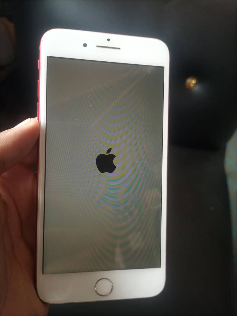 Apple iPhone 7 Plus 0