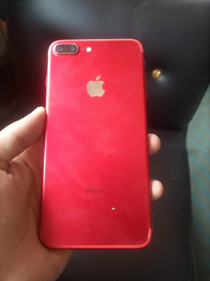 Apple iPhone 7 Plus 1
