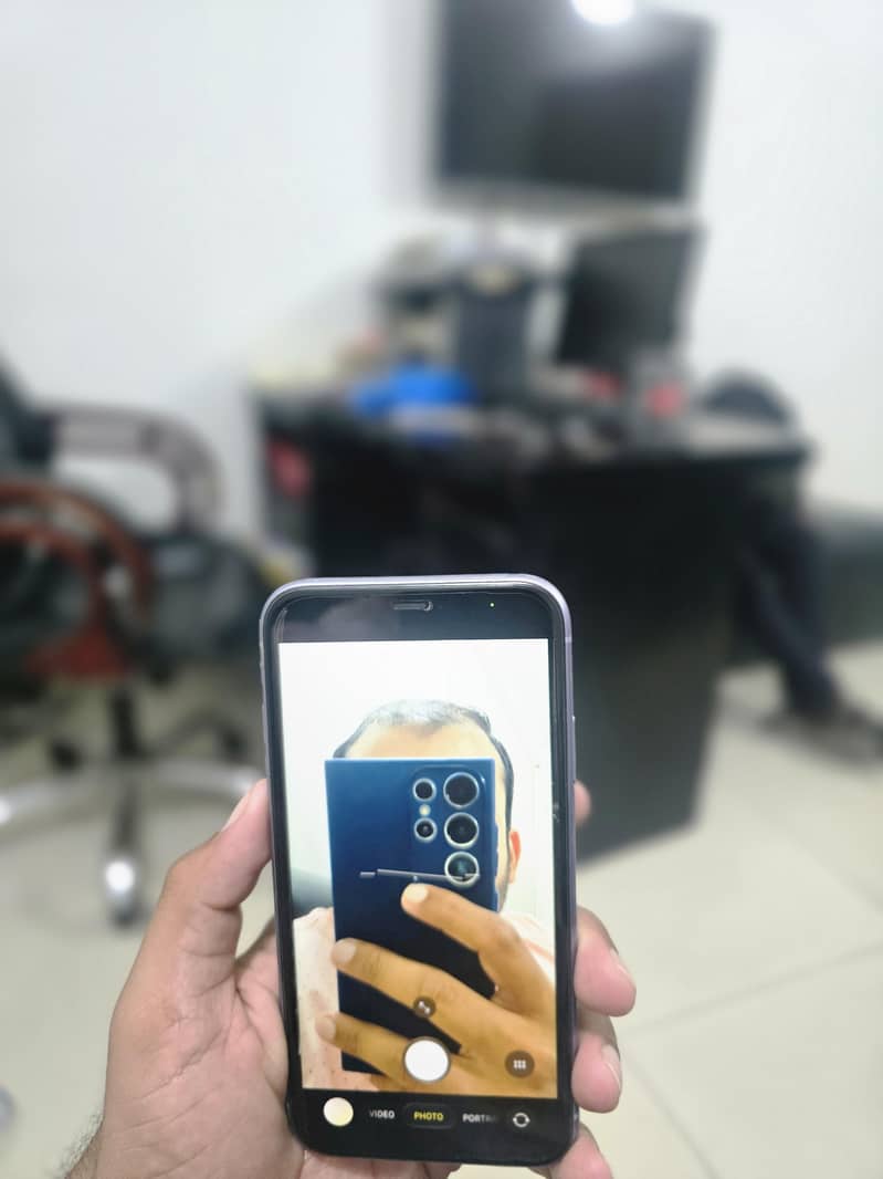 Apple iPhone 11 9