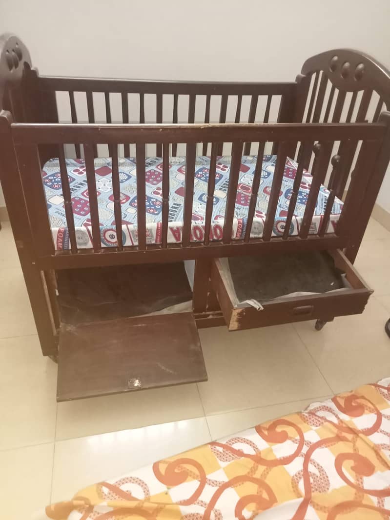 Baby Cot 2