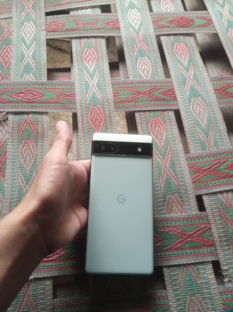 Google Pixel 6a 1