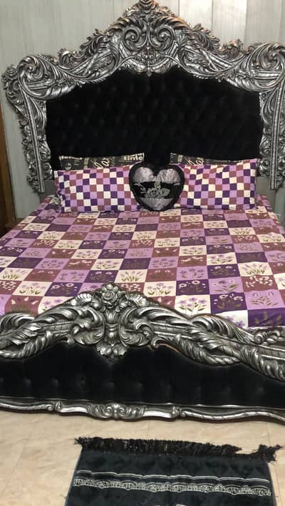 King Side Bed With Dressing And side Tables