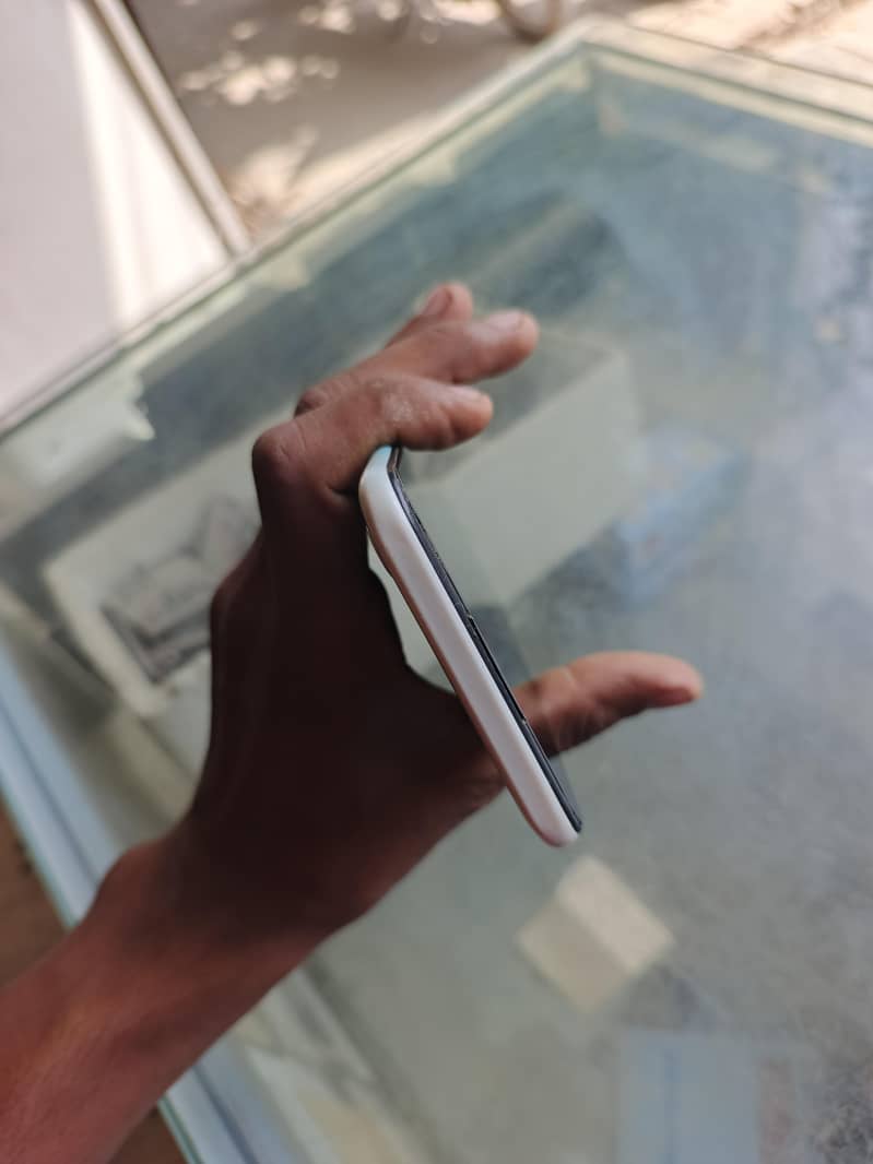 OPPO A31 3