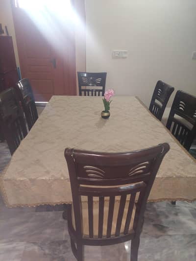 Elegant Glass Dining Table with 6 Chairs