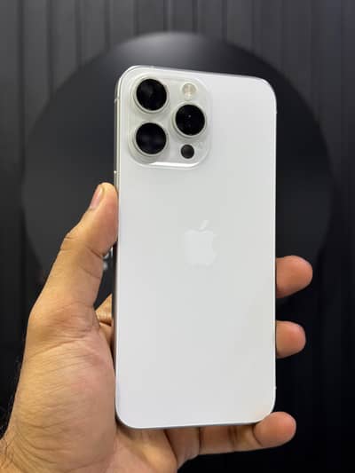 iphone 15 pro max White 256GB PTA-APPROVED Water pack Only Phone