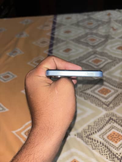 OPPO A18