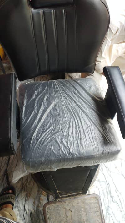 Saloon chairs 2