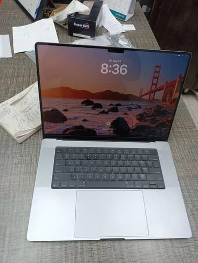 MACBOOK PRO M2 2023 16 INCH 16GB RAM 512GB SSD 12 CPU 19 GPU LIKE NEW